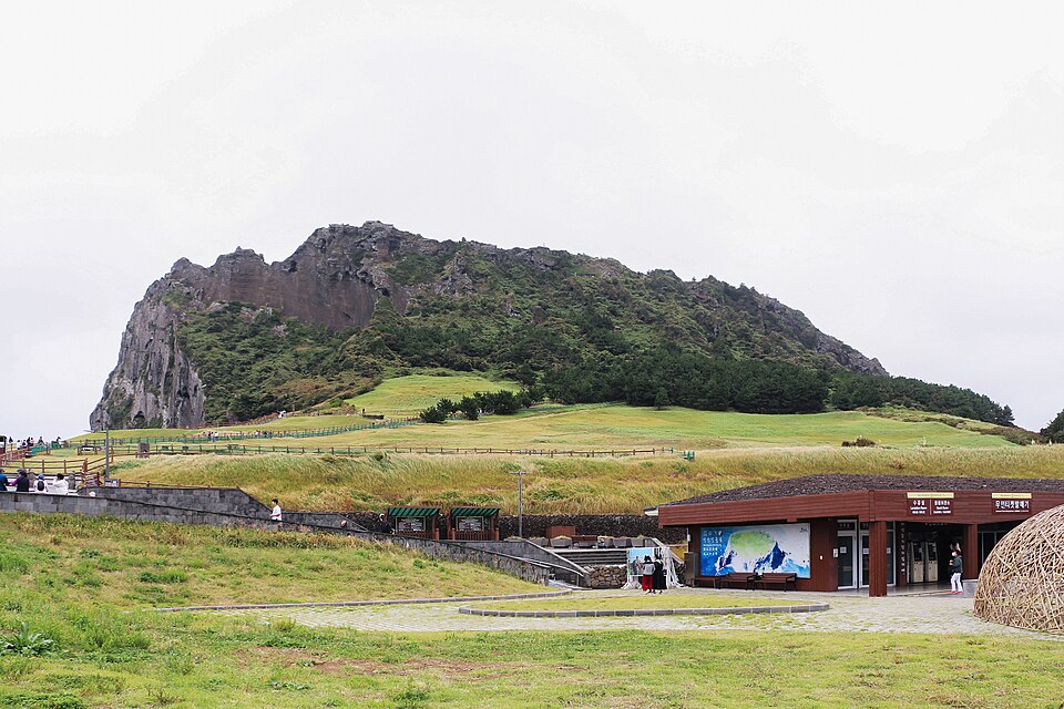 濟州島城山日出峰與海岸